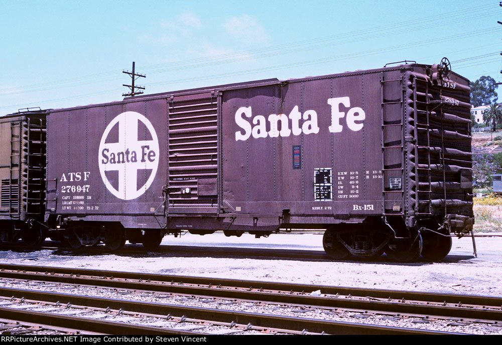 Santa Fe rebuilt 40' box ATSF #276947